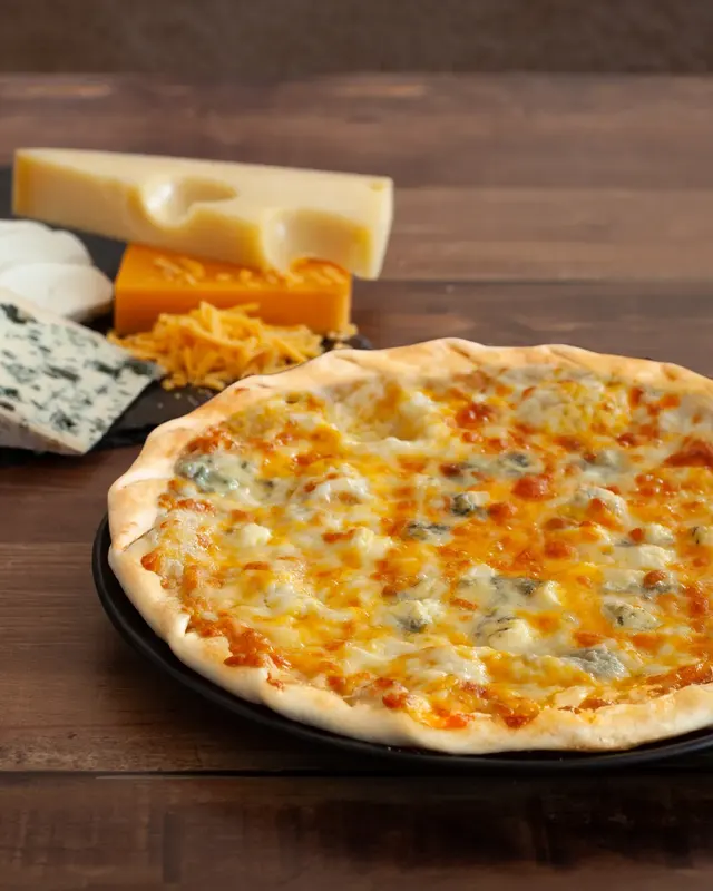 Tarte fine quatre fromages